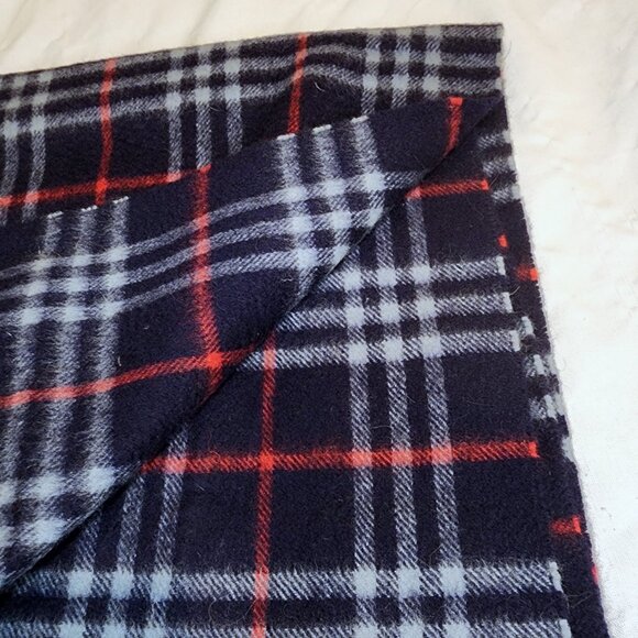 Burberry | Navy Blue Nova Check Cashmere Scarf
